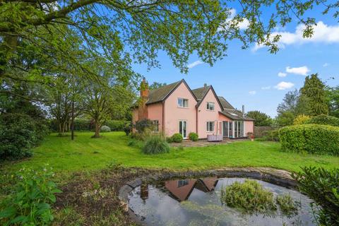 4 bedroom detached house for sale, Oakley