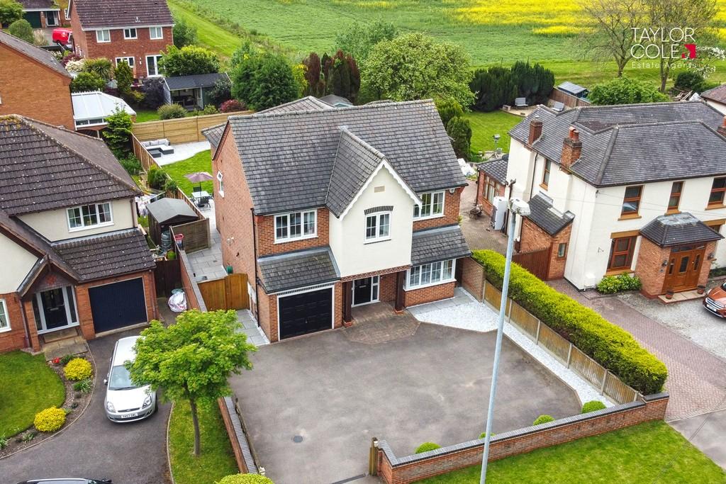 Coleshill Road, Fazeley 4 bed detached house for sale - £499,950