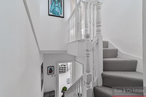 8 Ulysses Road, London, NW6 1EE