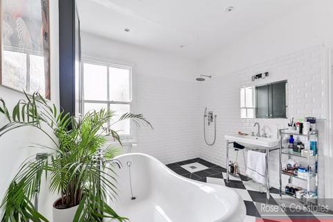 8 Ulysses Road, London, NW6 1EE