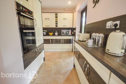 3 Howson Close, Ravenfield, Rotherham, S65 4LB