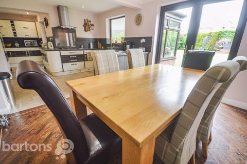 3 Howson Close, Ravenfield, Rotherham, S65 4LB