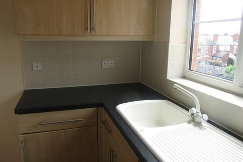 2 bedroom flat to rent, Flat 5, 21 New Street