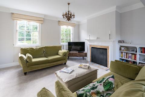 Skeynes House Guildford Road, Westcott, Dorking, RH4 3QE