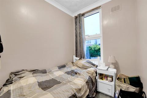 2 bedroom maisonette for sale, Upton Road, South Bexleyheath, Kent, DA6