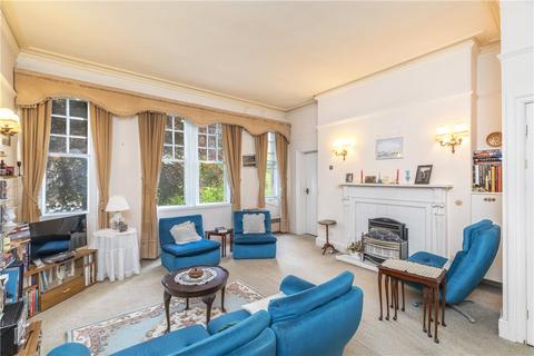 2 bedroom apartment for sale, Parish Ghyll Drive, Ilkley, West Yorkshire, LS29