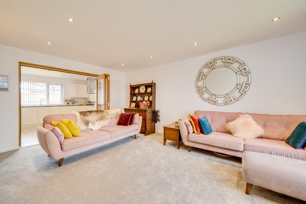 Riverdale Avenue, Stanley, Wakefield 2 bed detached bungalow £320,000