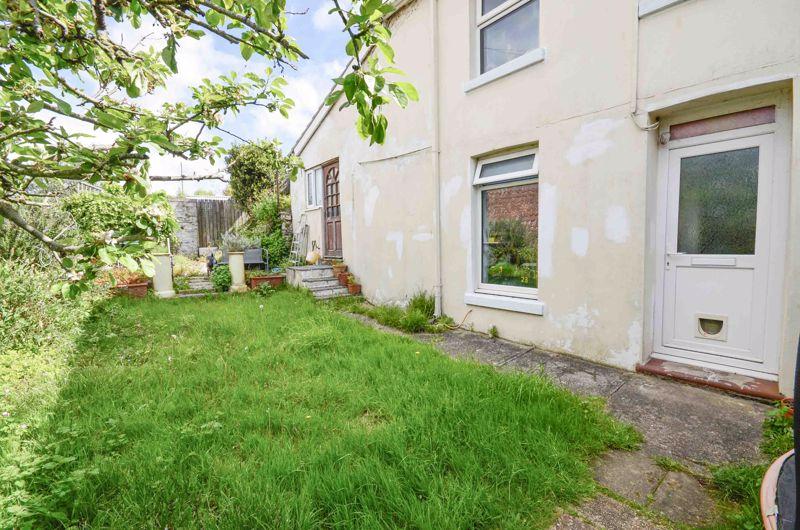 Castor Road, Brixham 3 bed semidetached house for sale £220,000