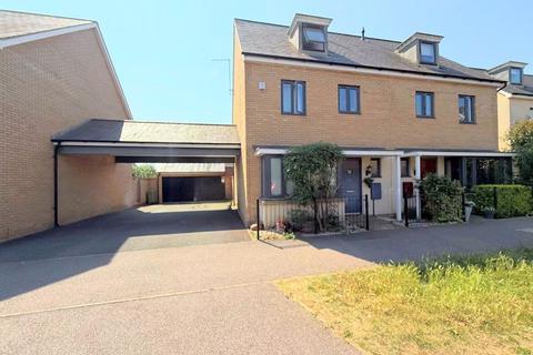 4 bedroom semi-detached house for sale, Selkirk Drive, Oakridge Park, Milton Keynes