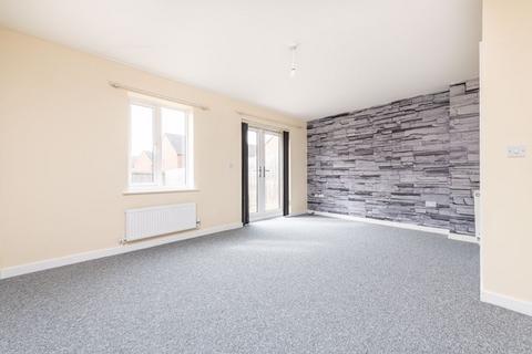 4 bedroom semi-detached house for sale, Selkirk Drive, Oakridge Park, Milton Keynes