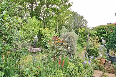 38 Beech Road, Witney, OX28 6LW