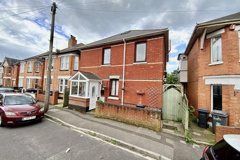 4 bedroom detached house for sale, Wheaton Road, Pokesdown, Bournemouth