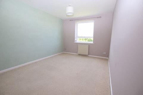 2 bedroom flat to rent, MUDEFORD   CHRISTCHURCH