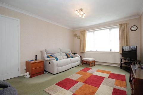 53 Fraser Close, Deeping St James, Peterborough, PE6 8QL