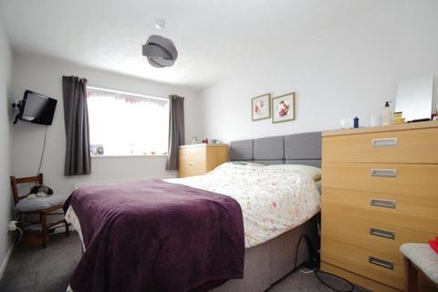 53 Fraser Close, Deeping St James, Peterborough, PE6 8QL