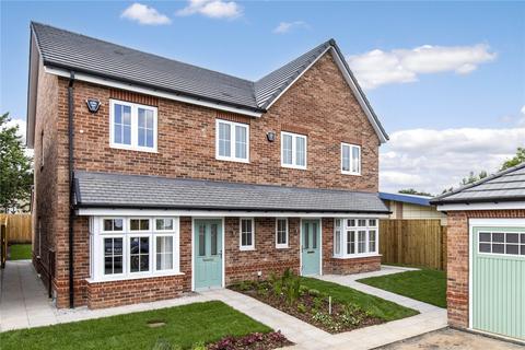 3 bedroom semi-detached house for sale, Springmead Drive, Garforth, Leeds, West Yorkshire