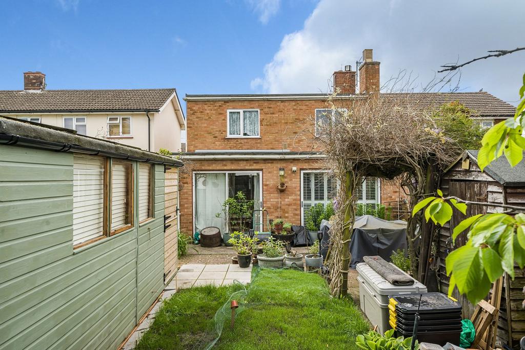 Carters Way, Arlesey, SG15 4 bed semidetached house for sale £450,000