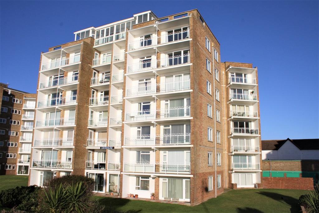 West Parade, BexhillonSea, TN39 3 bed flat for sale £499,950