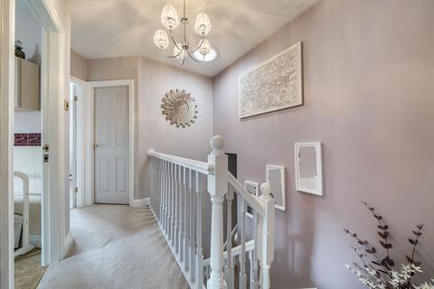8 Bower Gardens, Stalybridge, SK15 2UY