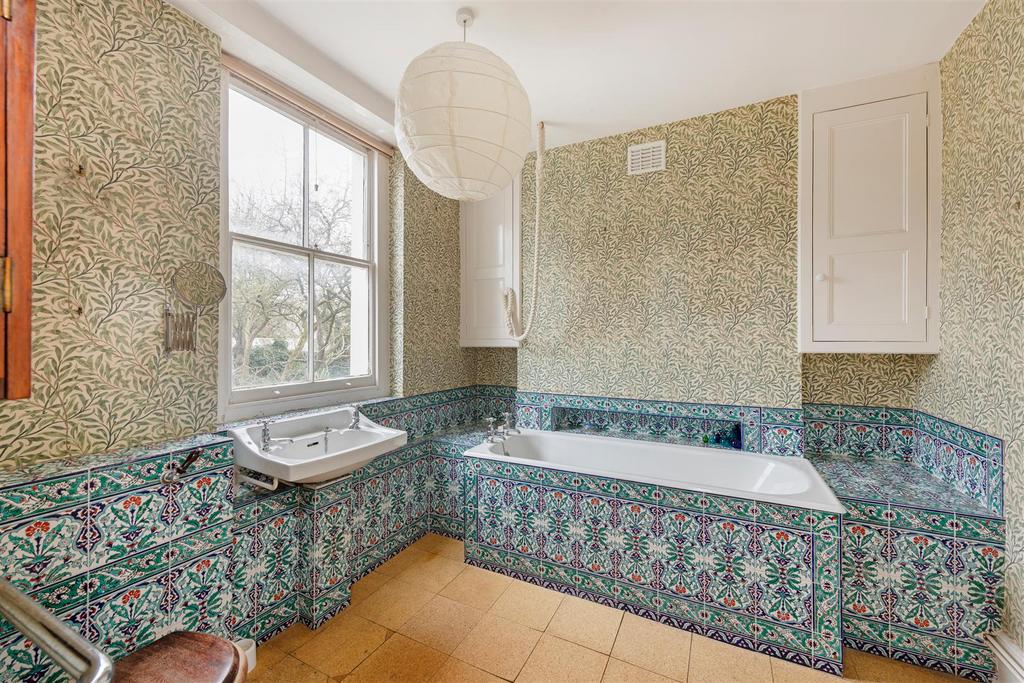 18 Greville Place Hi-10.jpg