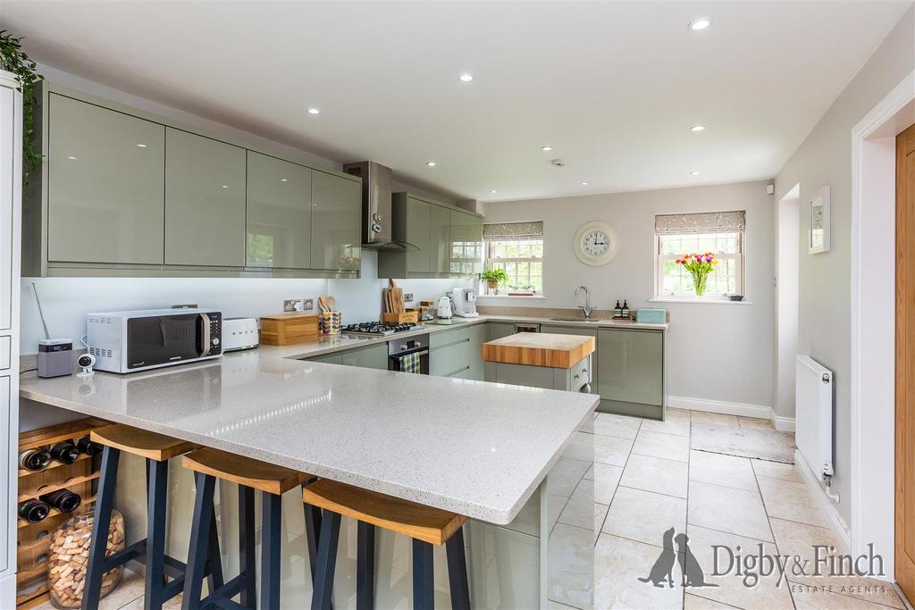 Ardeevin, Willow Close, Granby, Notts, NG13 9 PZ-22