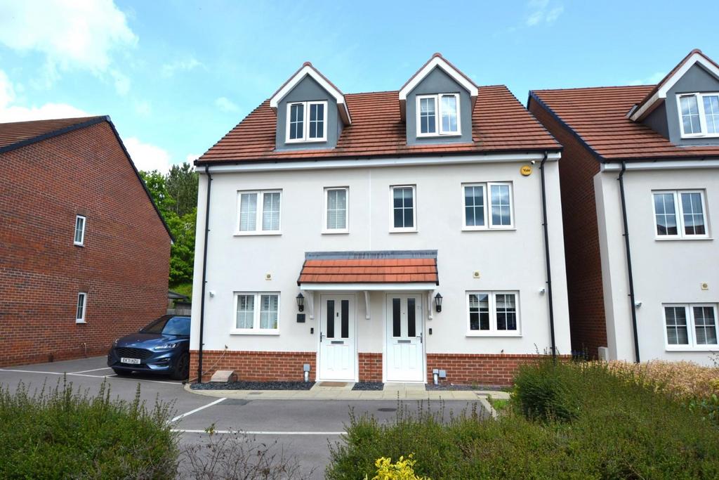 Parker Drive, Buntingford 4 bed house £460,000