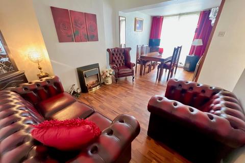 51 Greengate Lane, High Green, Sheffield, S35 3GS