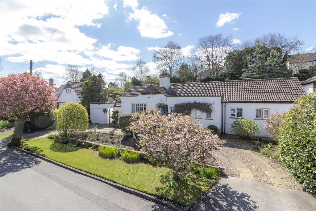 Fairway, Guiseley, Leeds 3 bed detached bungalow £675,000