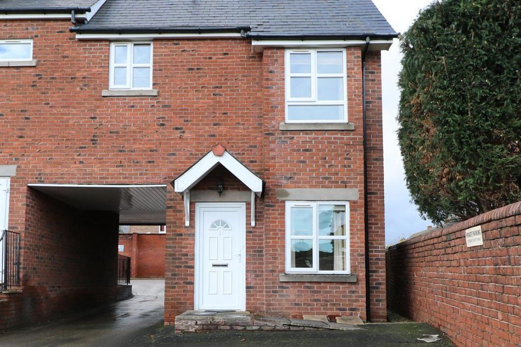 Cedar Court, Folly Lane, Hereford... 1 bed flat £620 pcm (£143 pw)