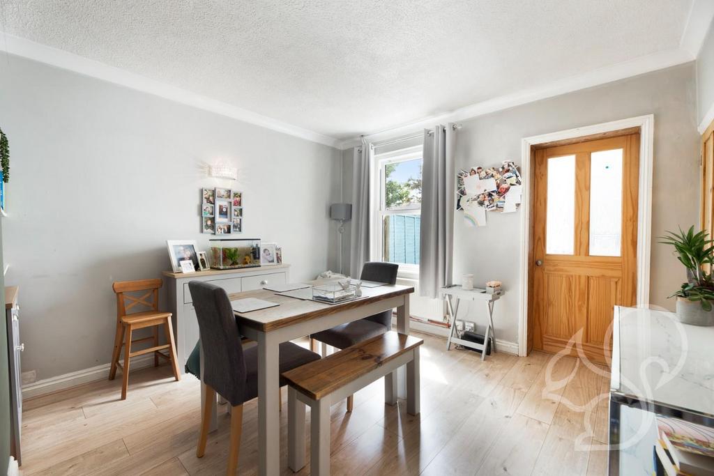 Hythe Hill, Colchester 2 bed end of terrace house for sale £250,000