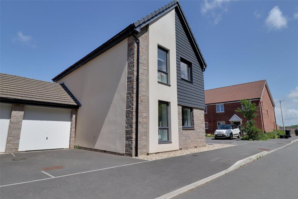 Side With Garage