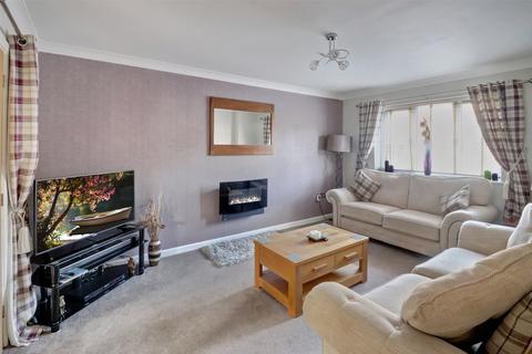 4 bedroom detached house for sale - Jubilee Close, Great Torrington, Devon, EX38