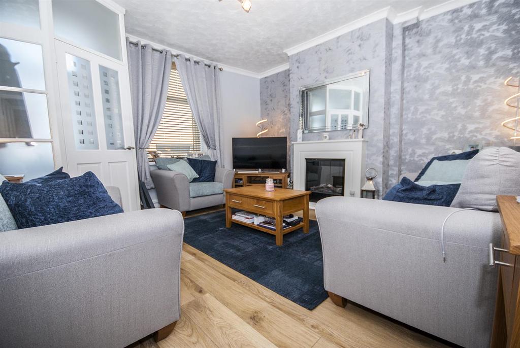 Manchester Road, Haslingden, Rossendale 2 bed terraced house for sale