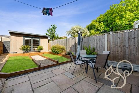 16 Grays Close, West Mersea, Colchester, CO5 8QU