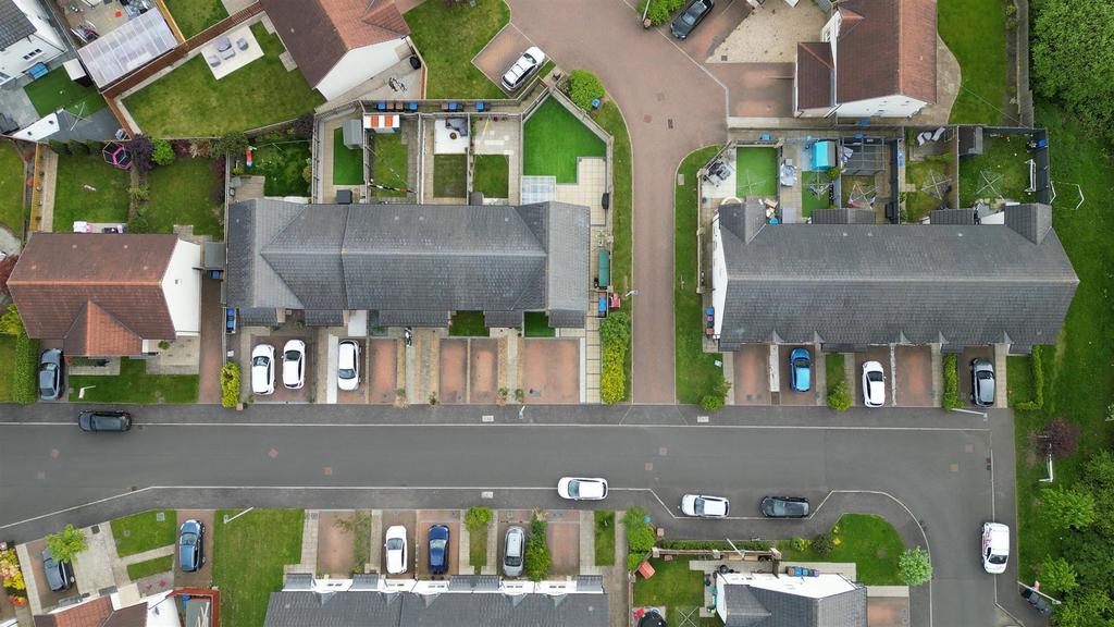 DJI 0839.00 00 17 28.Still002.jpg