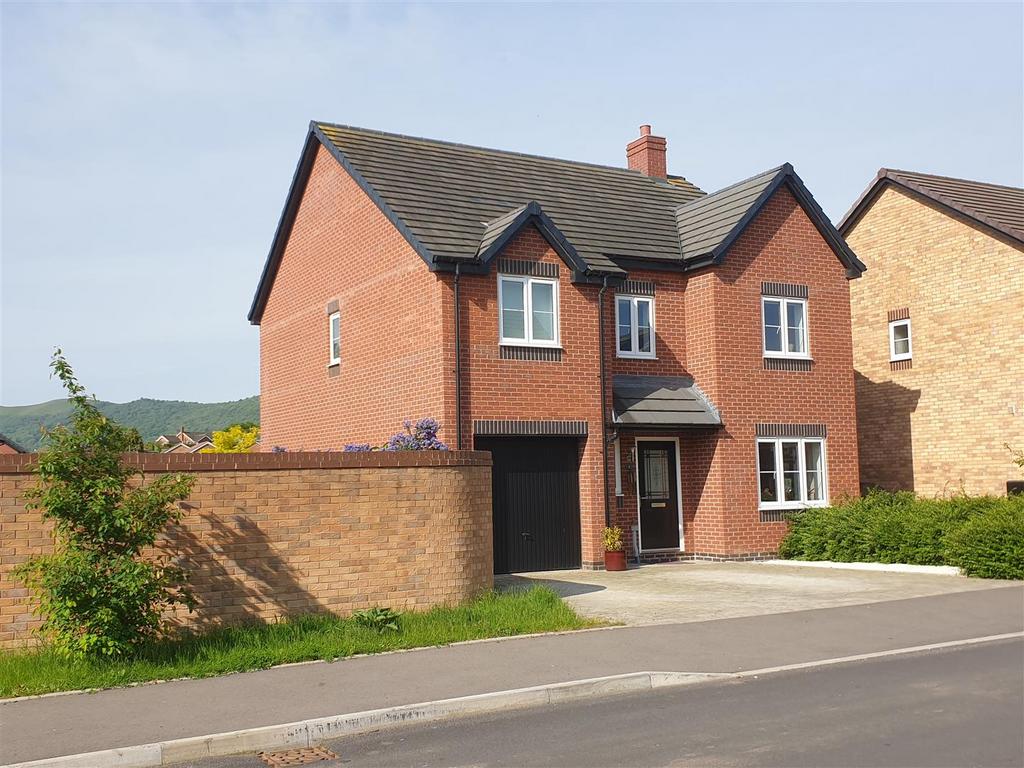 Grindrod Place, Malvern 3 bed detached house for sale £425,000