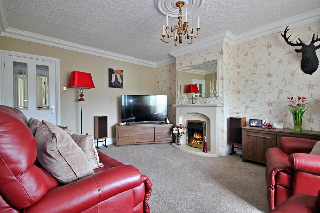 St. Leonards View, Polesworth, Tamworth 2 bed semidetached bungalow