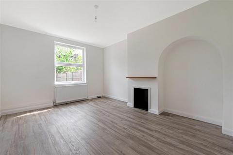 3 bedroom terraced house for sale - Oakridge Road, Bromley