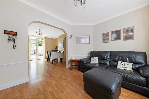 94 Moorside Road, Bromley, BR1 5ER