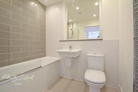1 bedroom apartment to rent, Cowden House, Bow, E3