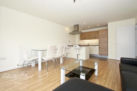 1 bedroom apartment to rent, Cowden House, Bow, E3