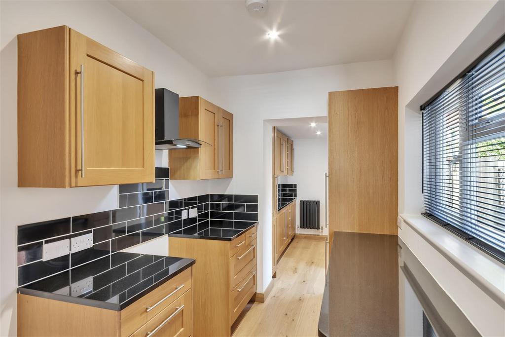 Llwyn Road, Oswestry 2 bed terraced house for sale £155,000