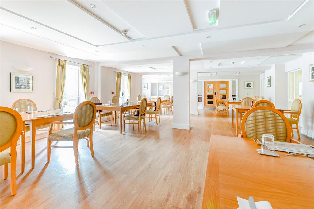 8546211-interior09.jpg