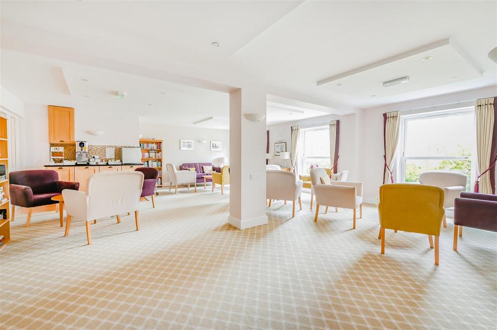 8546211-interior11.jpg