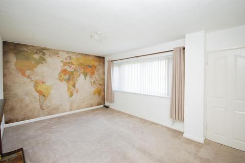 32 Station Fields, Garforth, Leeds, LS25 1PS