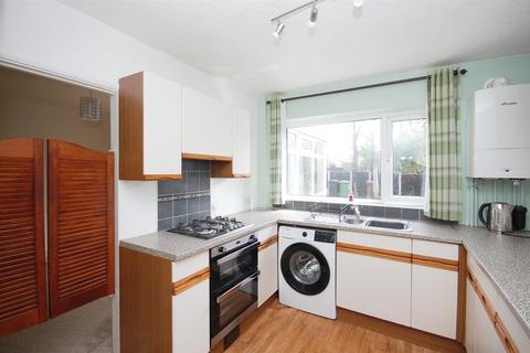 32 Station Fields, Garforth, Leeds, LS25 1PS