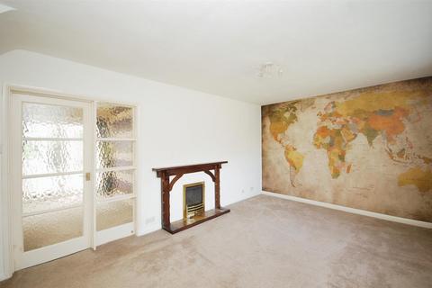 32 Station Fields, Garforth, Leeds, LS25 1PS