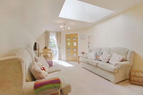 1 bedroom apartment for sale - Wardington Court, Welford Road, Northampton,