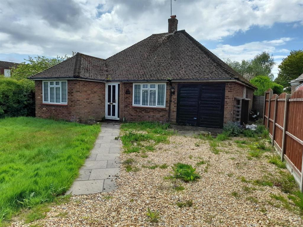 Elm Grove, Barnham 2 bed detached bungalow for sale £400,000