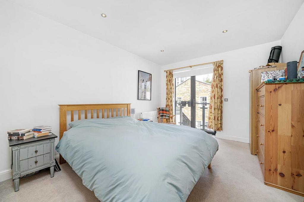 Principal bedroom.jpg